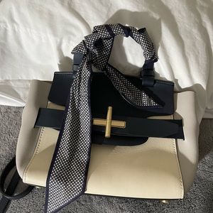 Zac pose brigette Parisian night belted satchel, gorgeous brand new hang bag
